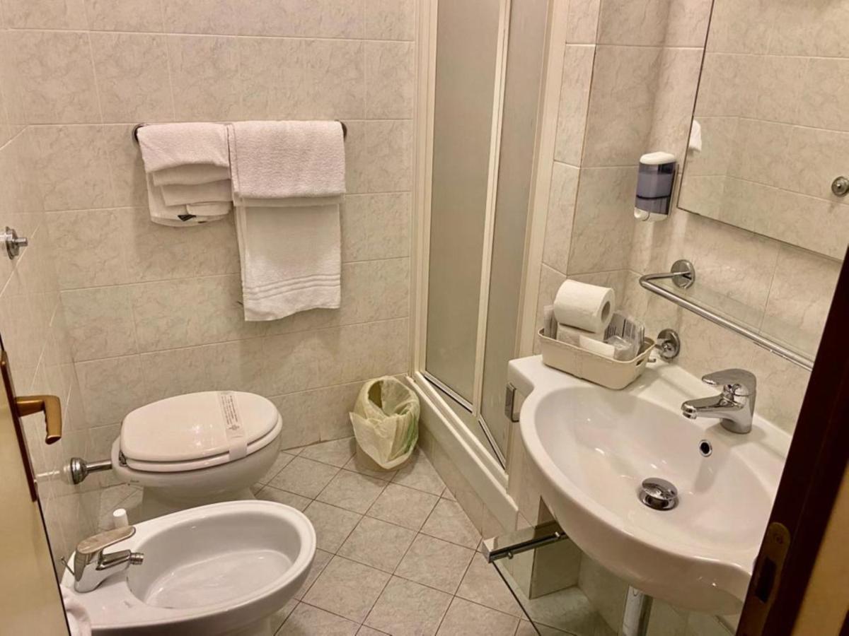Roma Castle Termini Hotel Kültér fotó